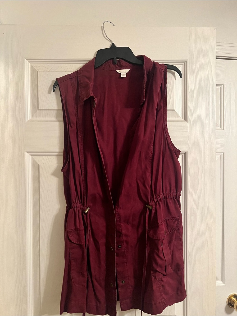 Cato Sleeveless Utility Vest in Burgundy Wine